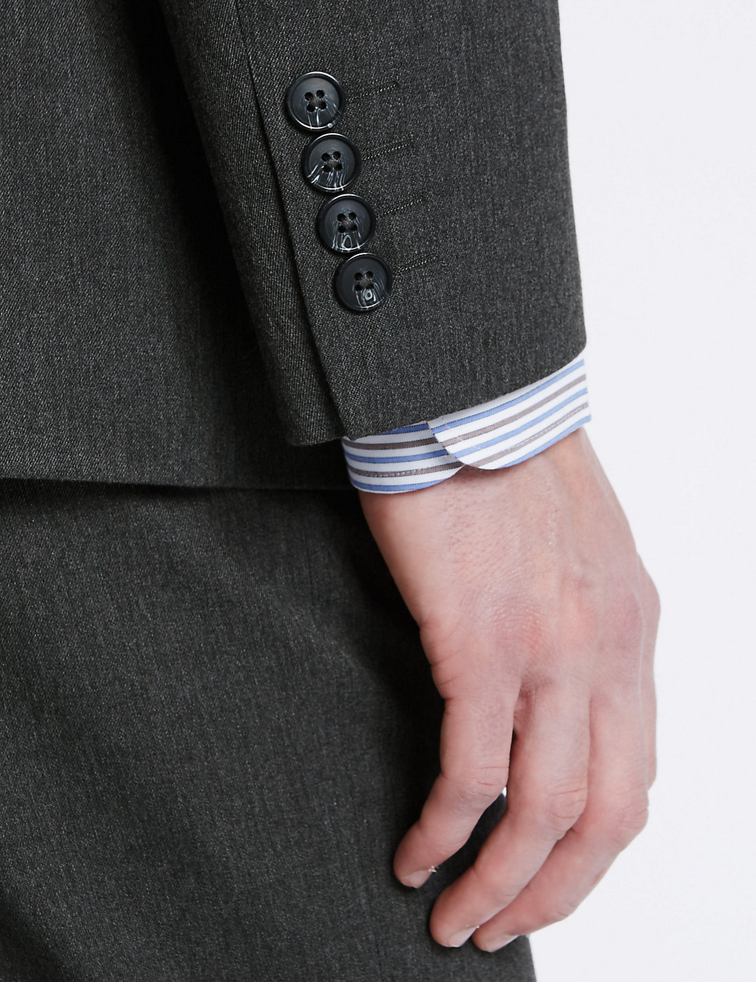 Grey_Suit